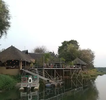 Nunda River Lodge 